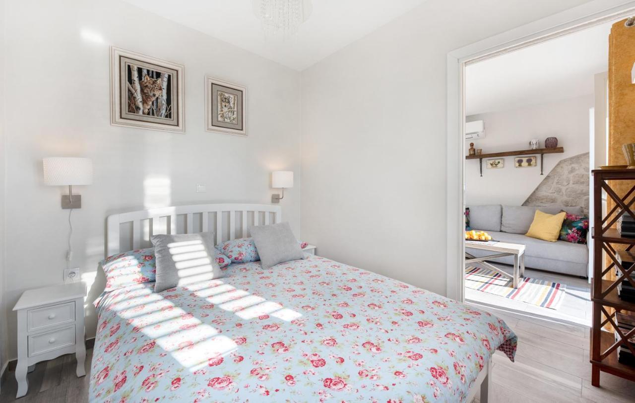 Izabela Apartment With Swimming Pool Babino Polje Exterior foto